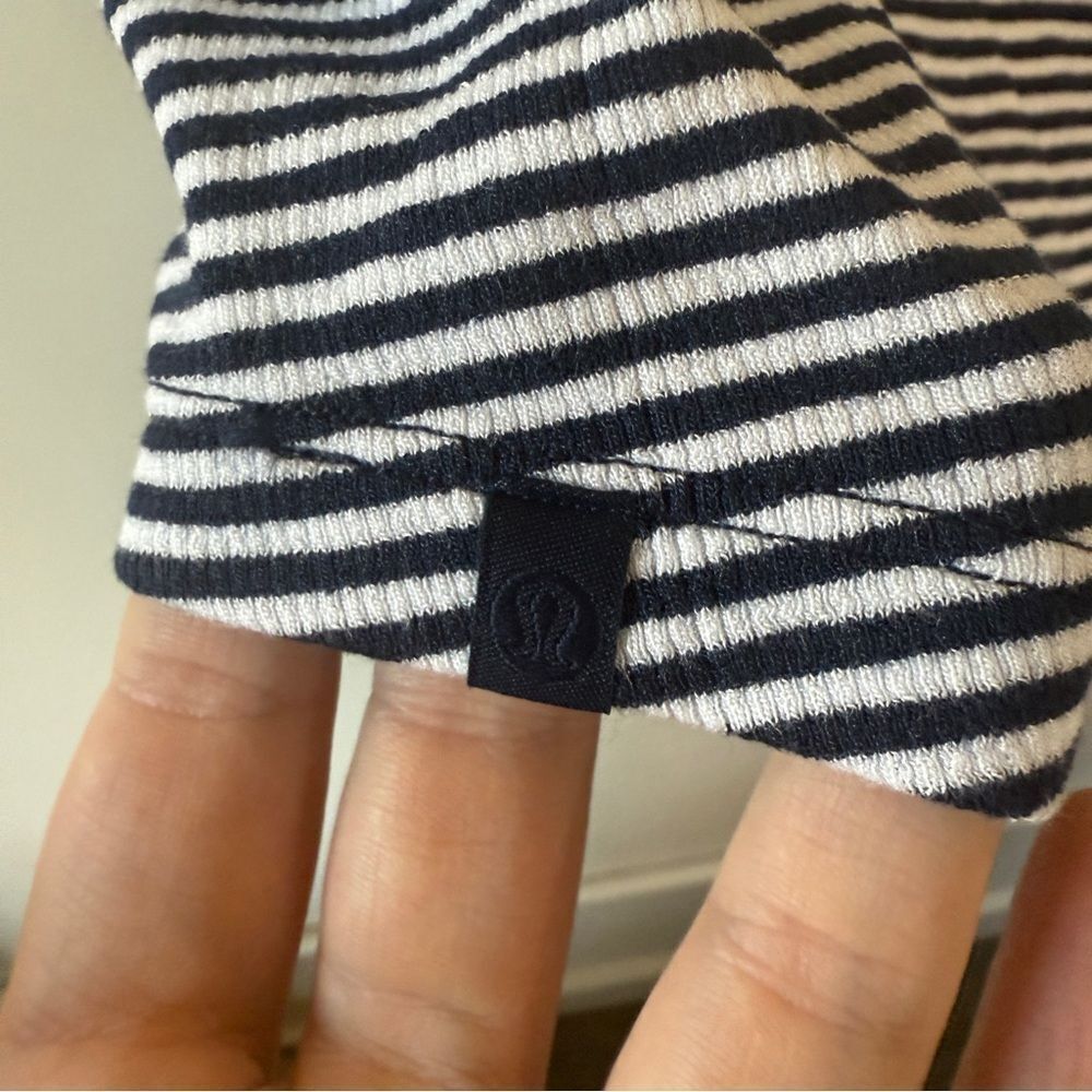 Lululemon Hold Tight Short-Sleeve Striped Shirt with added embroidery - Picture 8 of 10